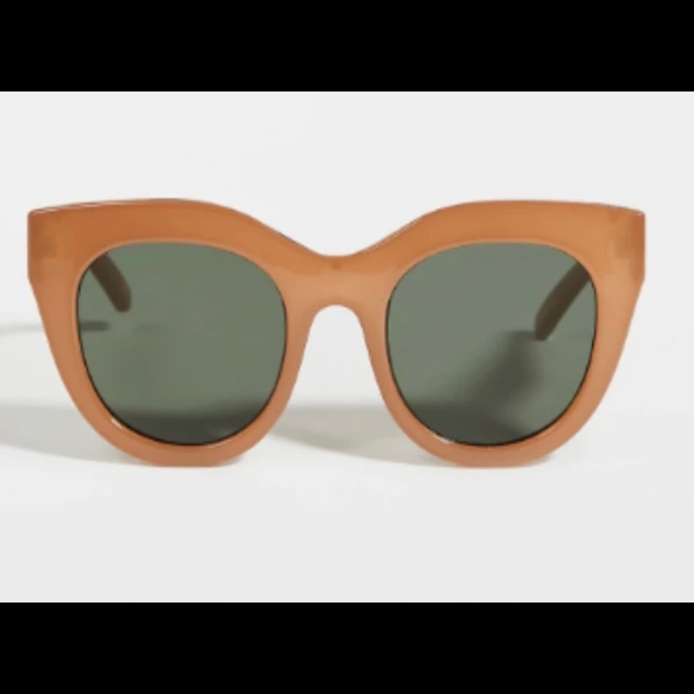 🧡PRICE FIRM! BNWT LE SPECS AIRHEART SUNGLASSES